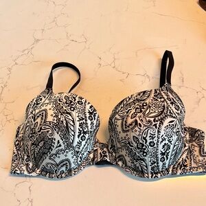 Victoria’s Secret Lined Demi Bra Size 36D